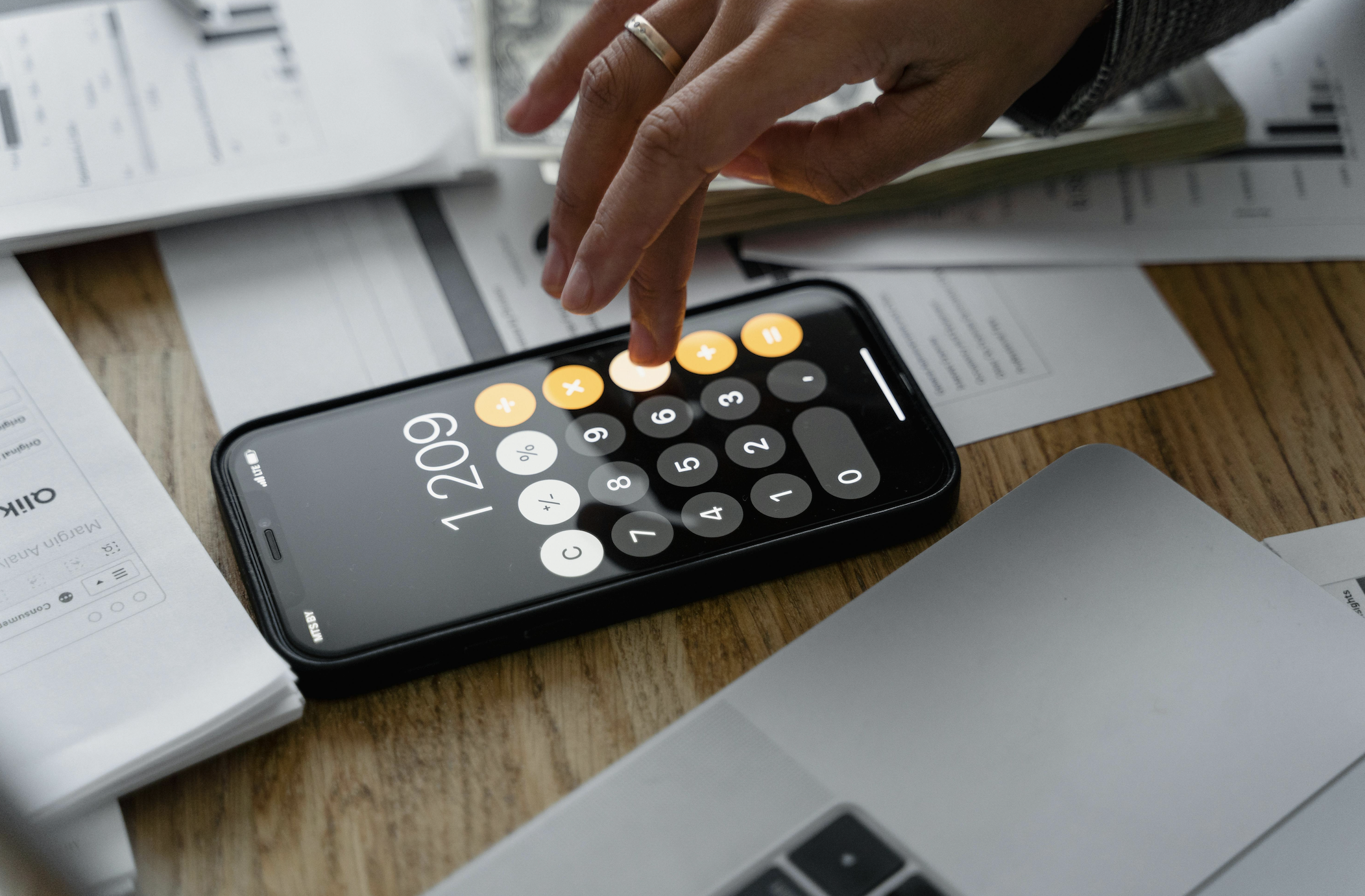 Simplificando a prestação de contas para fortalecer organizações sociais